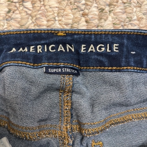 American Eagle size 4 short skinny distressed denim - Picture 5 of 8